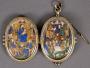 Two oval openwork medallions (médaillons ajourés) (Front)