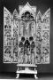 Gabled polyptych, 2 registers, with arches (tabernacle; colonnettes; frise d'arcatures) (Front)